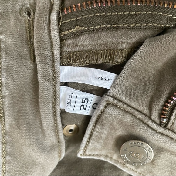 Loft legging pant - Picture 3 of 3